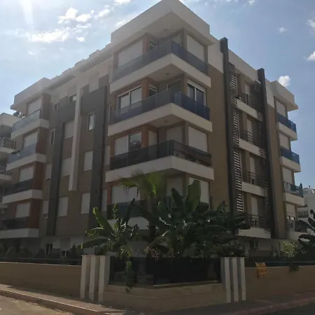 Apartament Toya *