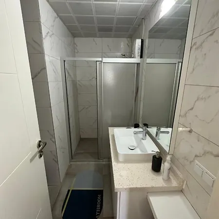 Apartament Toya