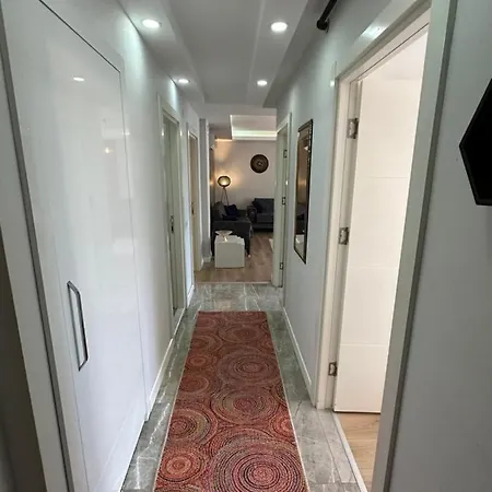 Toya Apartment